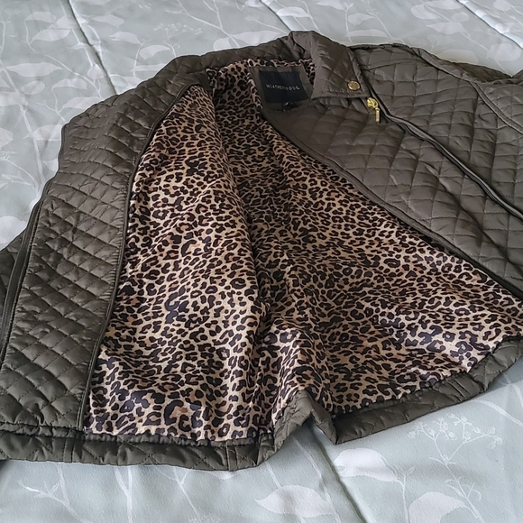 WeatherProof Jacket 🧥 - Picture 6 of 8